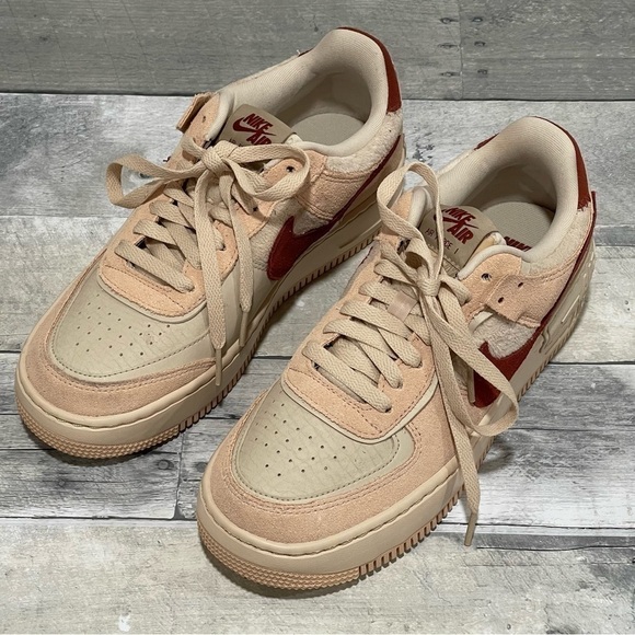 NIKE WOMEN'S AIR FORCE 1 SHADOW SNEAKERS SHOES ( STYLE - DZ4705-200 )SZ - 7.5 - Picture 5 of 15